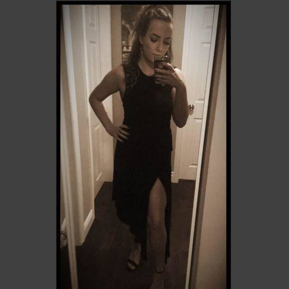 Meet your Posher, Brooke - Picture 1 of 1